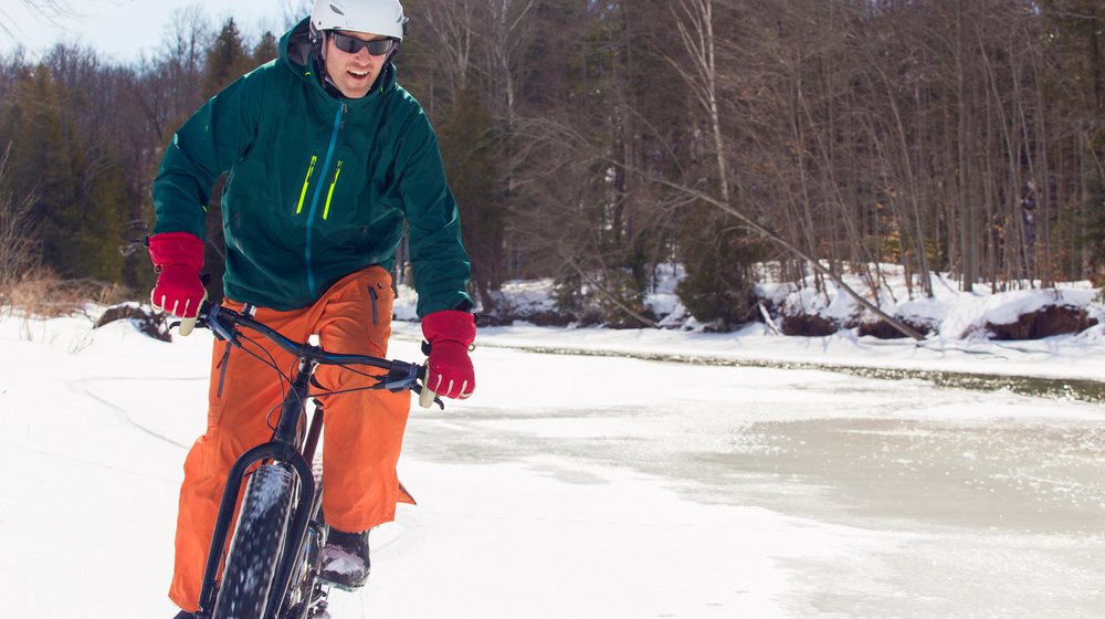 fat bike rider winter | Health Benefits of Owning A Fat Tire Bike | Featured