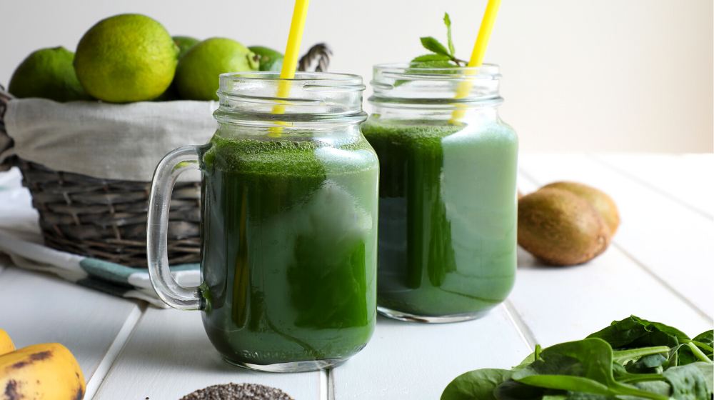 Bottoms Up for These Green Juice Recipes for Weight Loss