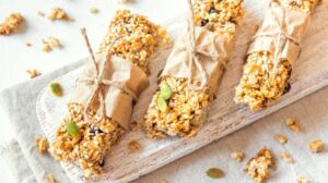 organic-homemade-granola-bars-on-rustic-keto protein bars