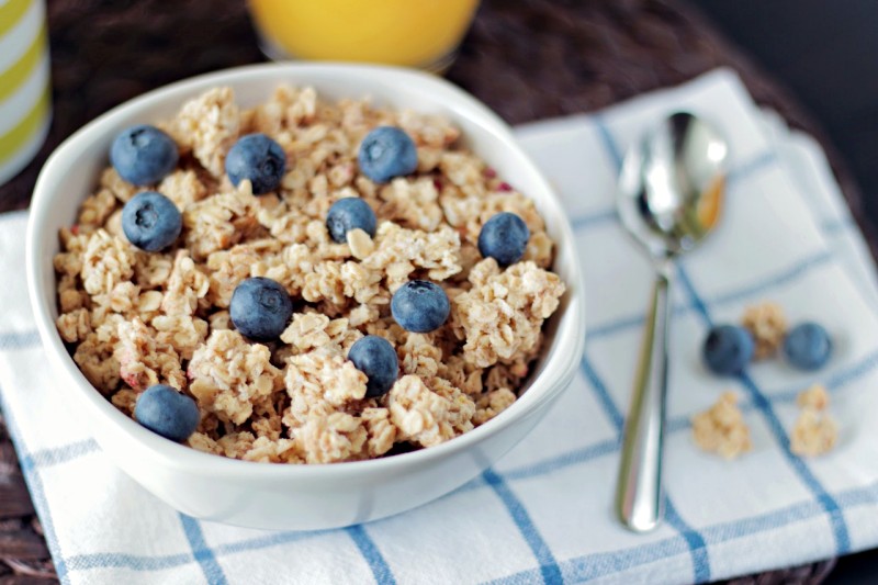 blueberry bowl breakfast cereal | list of foods that lower blood pressure