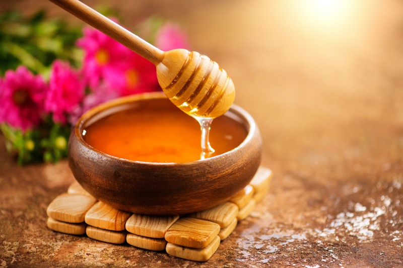 Honey Dripping from Honey Dipper | Keto Friendly Sweeteners