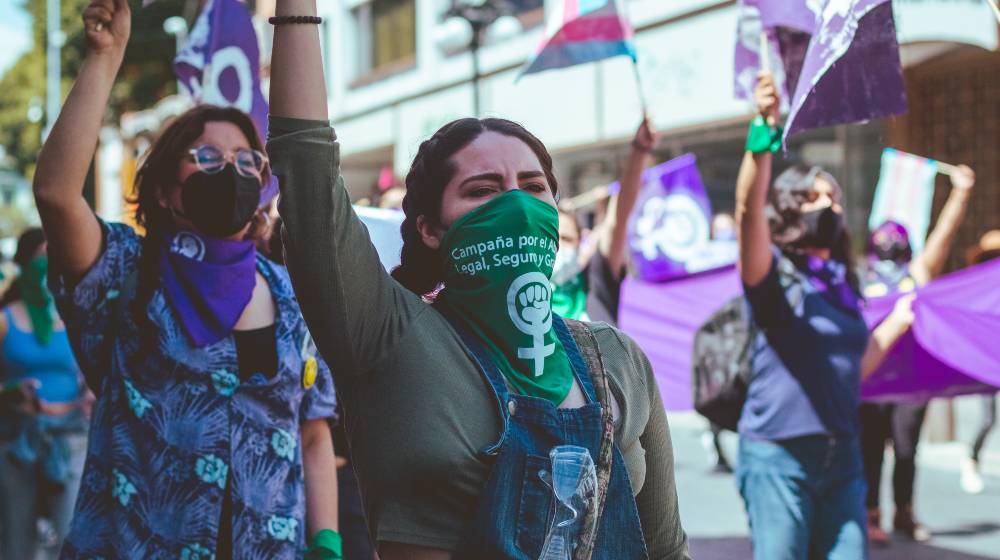 On the way to 8M, a feminist demonstration to commemorate International Women's Day, they demand the decriminalization of abortion in Puebla | Mexico Supreme Court Votes To Decriminalize Abortion | featured