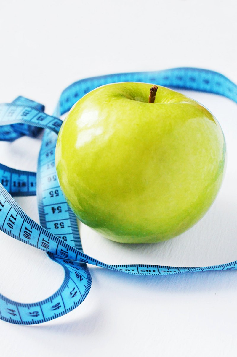 apple norms size standards | juicing vs eating vegetables 