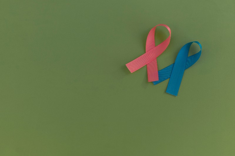 blue and pink ribbon. prevention of breast and prostate cancer | health benefits of curcumin