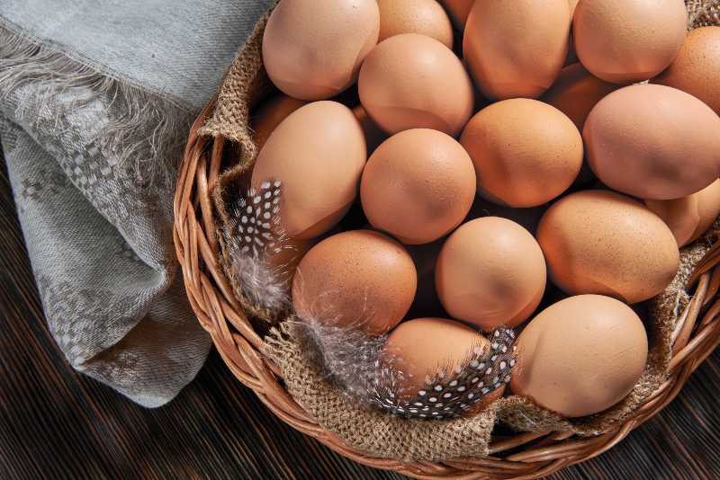 Brown chicken eggs close-up | Can Expired Food Kill You
