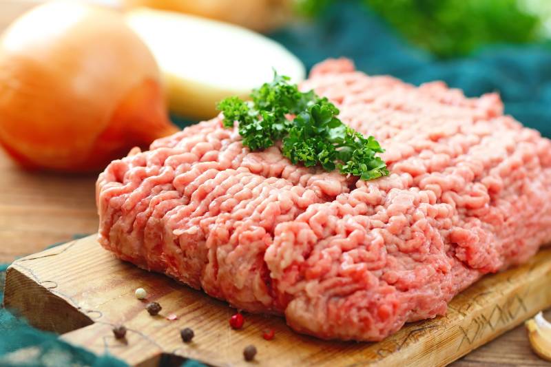 Fresh raw minced meat | Can Expired Food Kill You