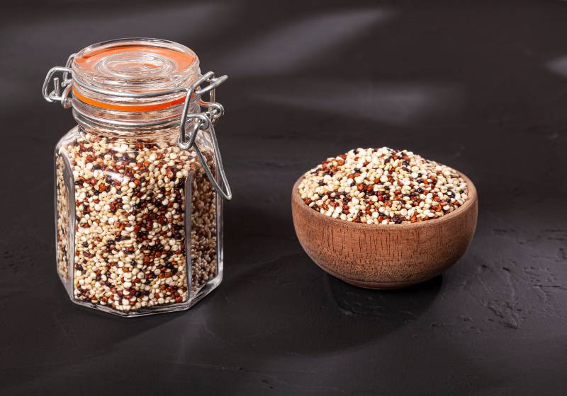 Real Quinoa Seed Mix White, Red And Black Quinoa | In addition, quinoa has anti-inflammatory properties and is a good source of antioxidants.